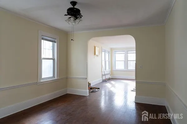 $2,700 | 46 Catalpa Avenue, Unit 2, Perth Amboy, NJ 08861