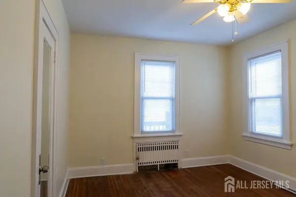 $2,700 | 46 Catalpa Avenue, Unit 2, Perth Amboy, NJ 08861