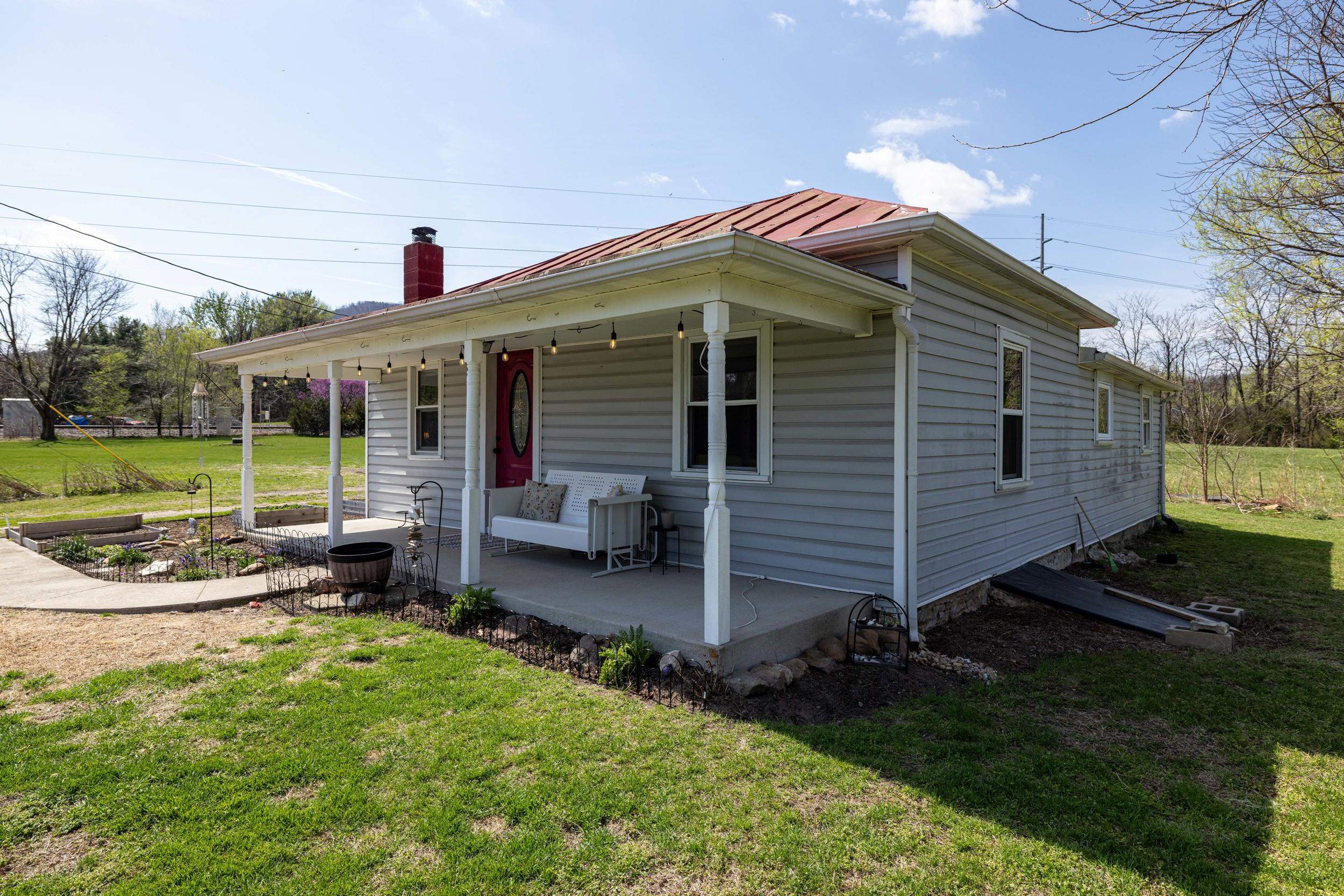 296 Keystone Road Stanley, VA 22851 - Photo 33 of 54