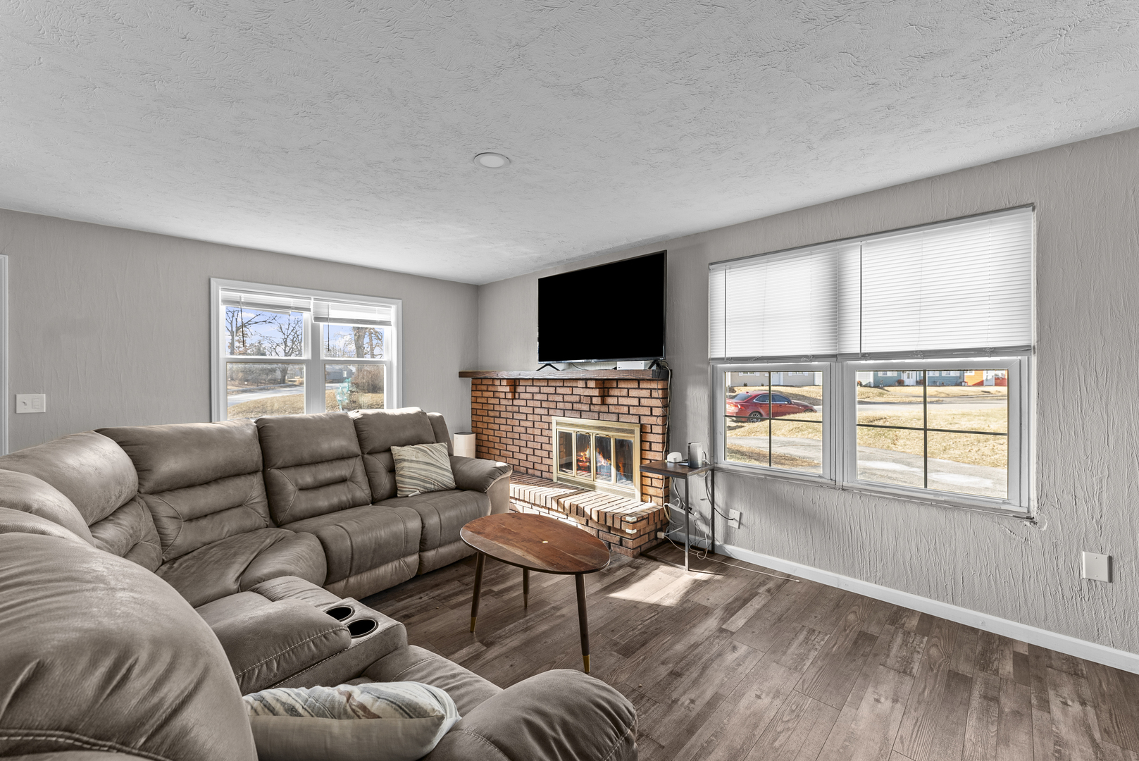 1144 39th Street Moline, IL 61265 - Photo 4 of 19