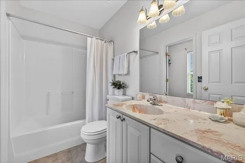 $1,250,000 | 371 Galahad Court, Weldon Spring, MO 63304