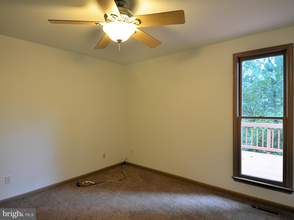 627 Jonathan Road Linden, VA 22642 - Photo 21 of 30 Bedroom 2