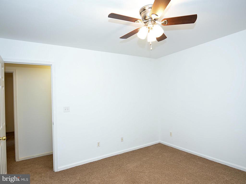 627 Jonathan Road Linden, VA 22642 - Photo 22 of 30 Bedroom 2