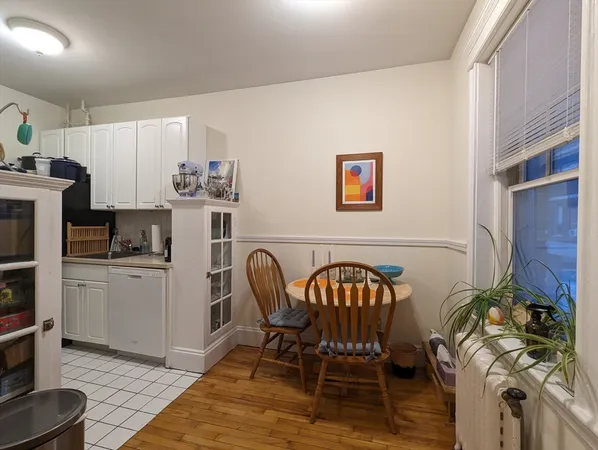 $3,300 | 854 Massachusetts Avenue, Unit 12, Cambridge, MA 02139