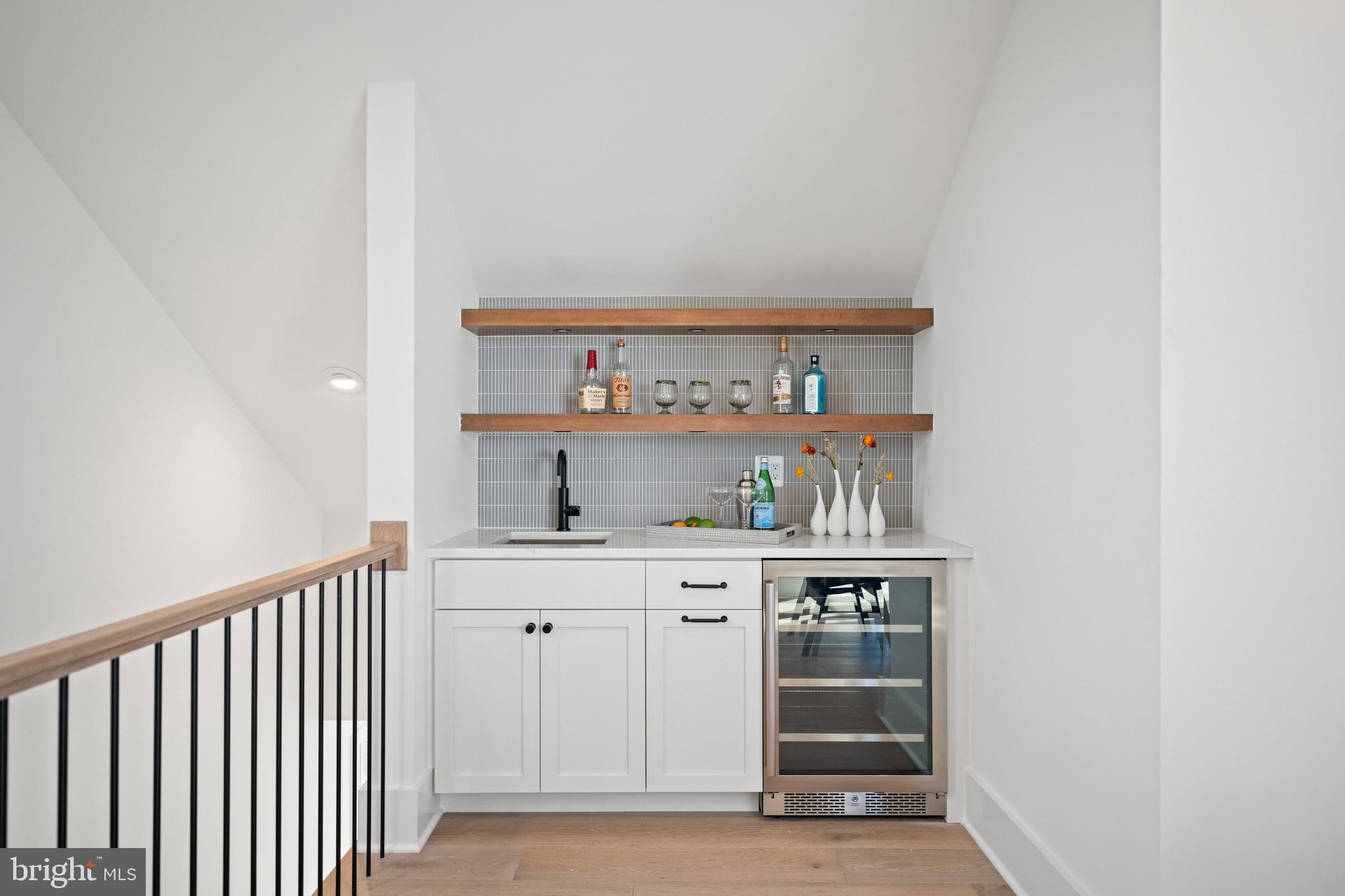 600 29th Road South Arlington, VA 22202 - Photo 33 of 62 Loft Wet Bar