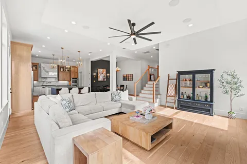$1,299,000 | 5247 Beechnut Street, Houston, TX 77096