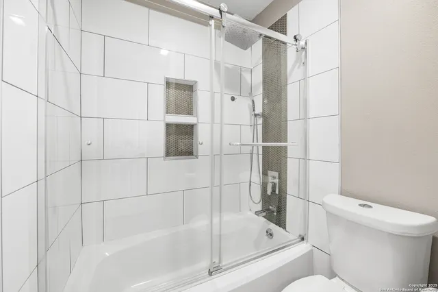 $2,200 | 16219 Bear Run Street, San Antonio, TX 78247