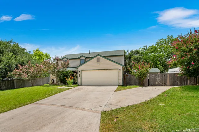 $2,200 | 16219 Bear Run Street, San Antonio, TX 78247