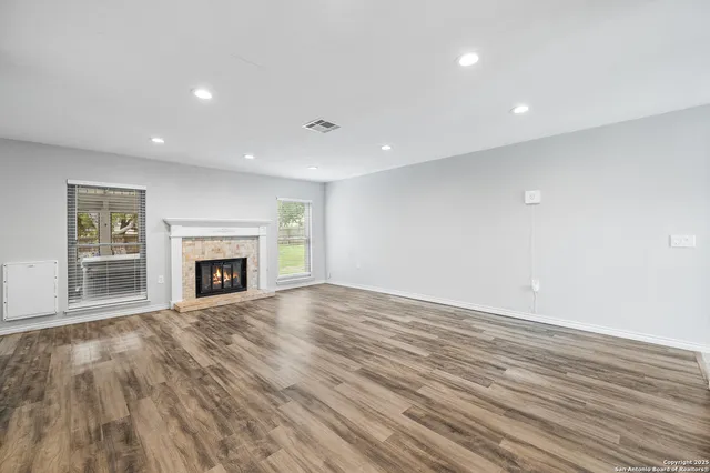 $2,200 | 16219 Bear Run Street, San Antonio, TX 78247