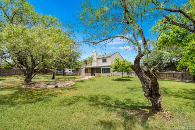 $2,200 | 16219 Bear Run Street, San Antonio, TX 78247