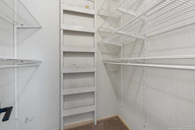 $2,200 | 16219 Bear Run Street, San Antonio, TX 78247