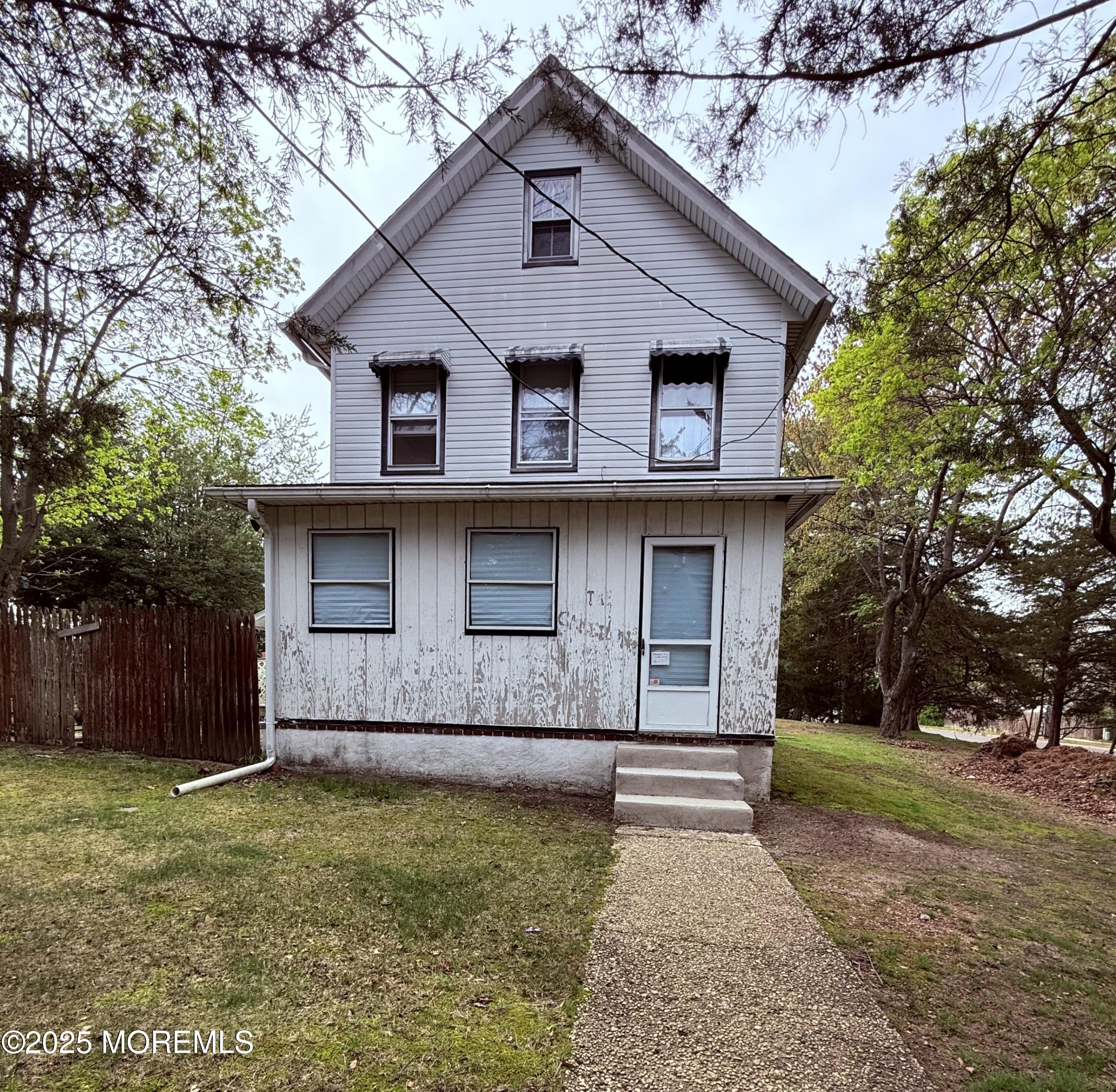 479 Line Road Matawan, NJ 07747 - Photo 6 of 32 a view of a house with a yard