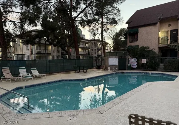 $1,195 | 460 Elm Drive, Unit 204, Las Vegas, NV 89169