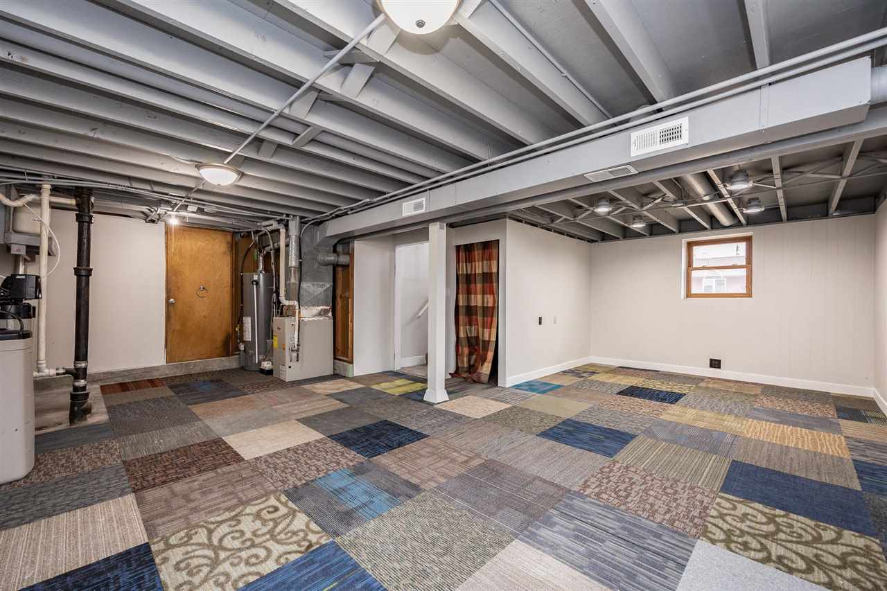 1012 Cheyenne Road Northwest Cedar Rapids, IA 52405 - Photo 19 of 24 Gallery Image 19