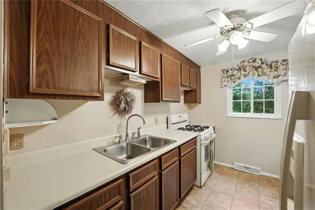 $165,000 | 254 Harvey Drive, Seneca, PA 16346