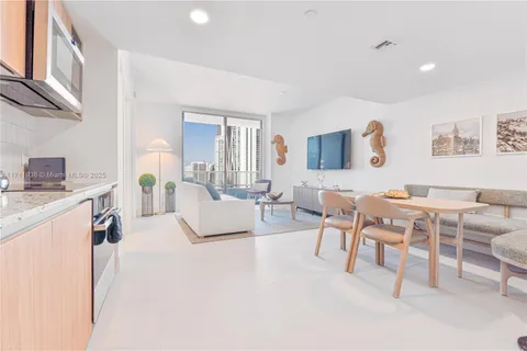 $699,000 | 601 Northeast 1st Avenue, Unit 2409, Miami, FL 33132