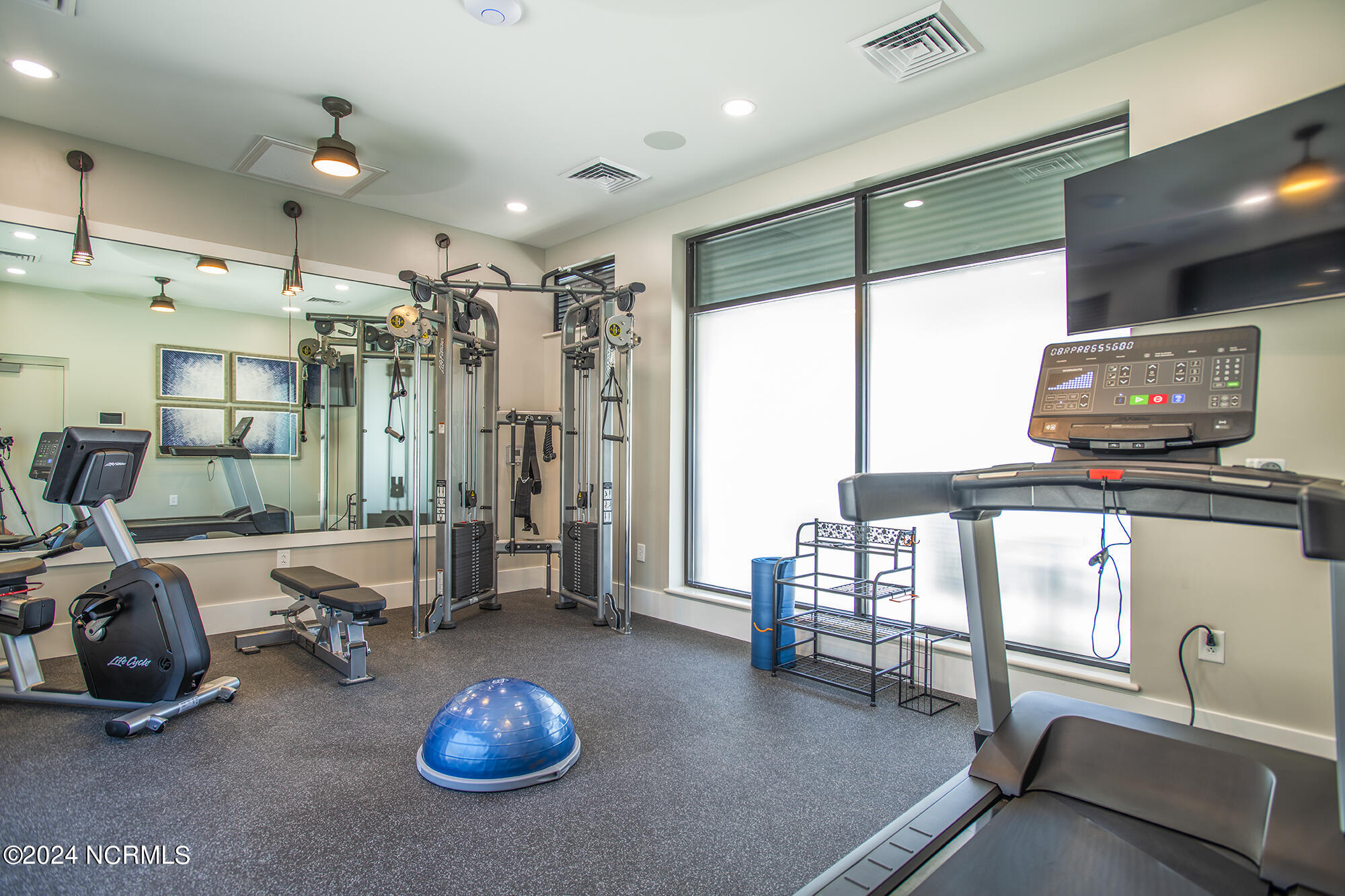 101 Freedom Park Road Beaufort, NC 28516 - Photo 2 of 7 Fitness Room