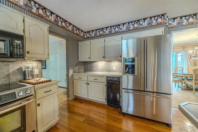 $650,000 | 21355 County Road 5-406, Lebanon, MO 65536