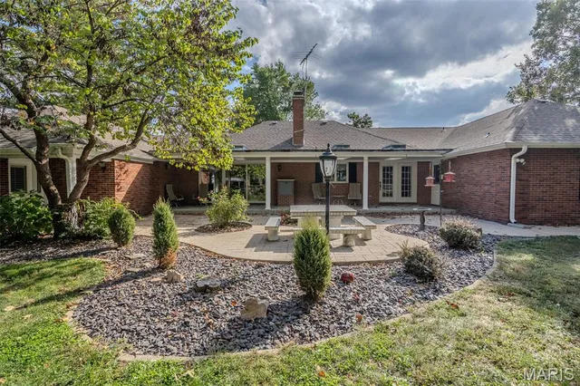 $650,000 | 21355 County Road 5-406, Lebanon, MO 65536