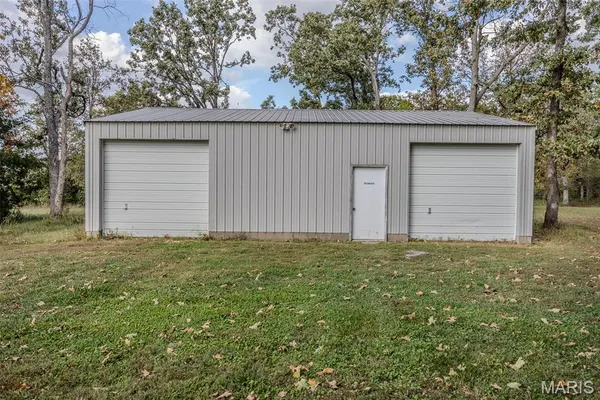 $650,000 | 21355 A County Road 5-406, Lebanon, MO 65536