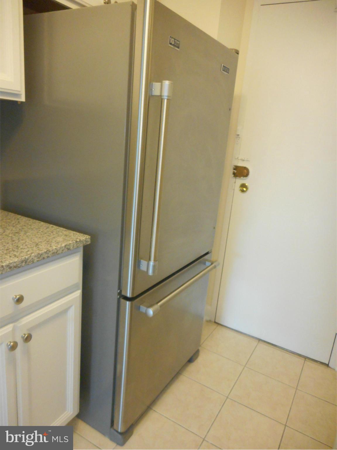 1900 Lyttonsville Road, Unit 807 Silver Spring, MD 20910 - Photo 21 of 29 New Refrig