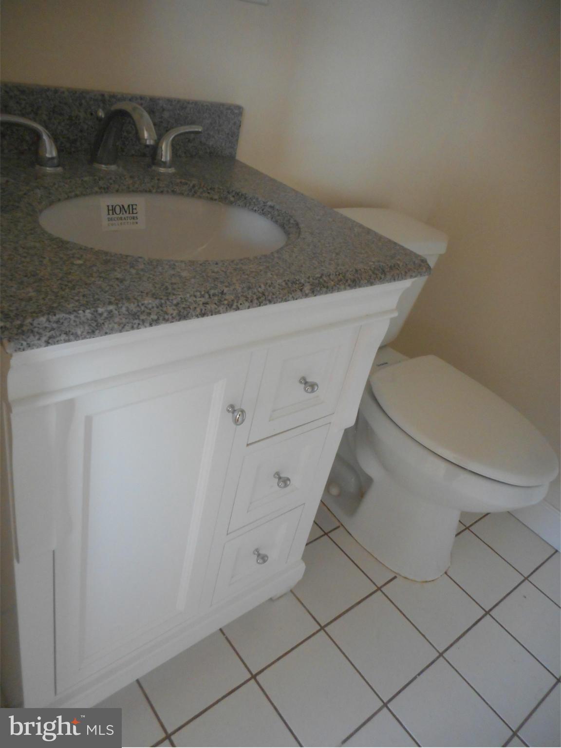 1900 Lyttonsville Road, Unit 807 Silver Spring, MD 20910 - Photo 28 of 29 Bath