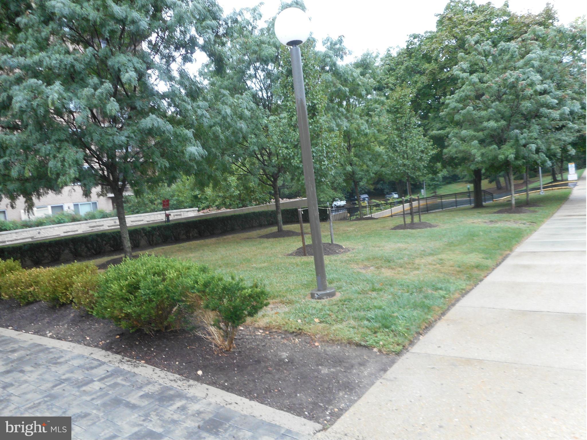1900 Lyttonsville Road, Unit 807 Silver Spring, MD 20910 - Photo 6 of 29 Exterior (General)