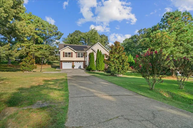 $390,000 | 828 Nelson Kile Road Northeast, Dalton, GA 30721