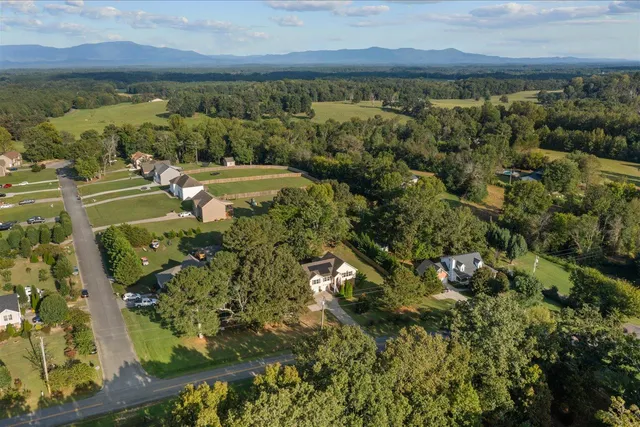 $390,000 | 828 Nelson Kile Road Northeast, Dalton, GA 30721