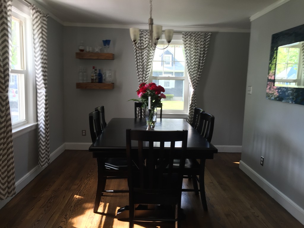 28 Plymouth Road Reading, MA 01867 - Photo 8 of 30 Gallery Image 8