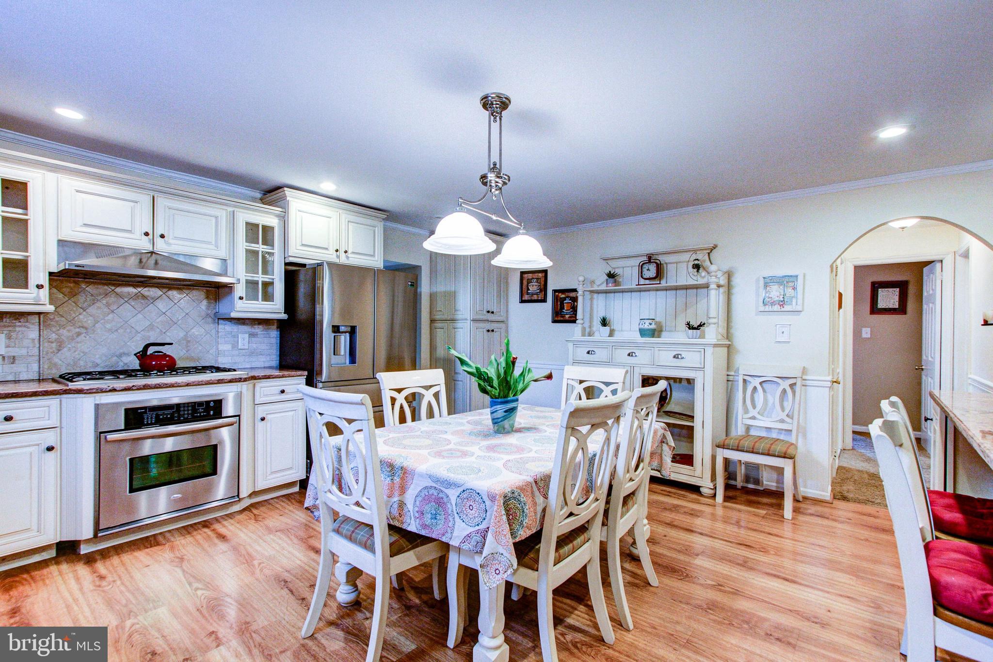 31 Brookside Road Glenside, PA 19038 - Photo 4 of 38 Gallery Image 4