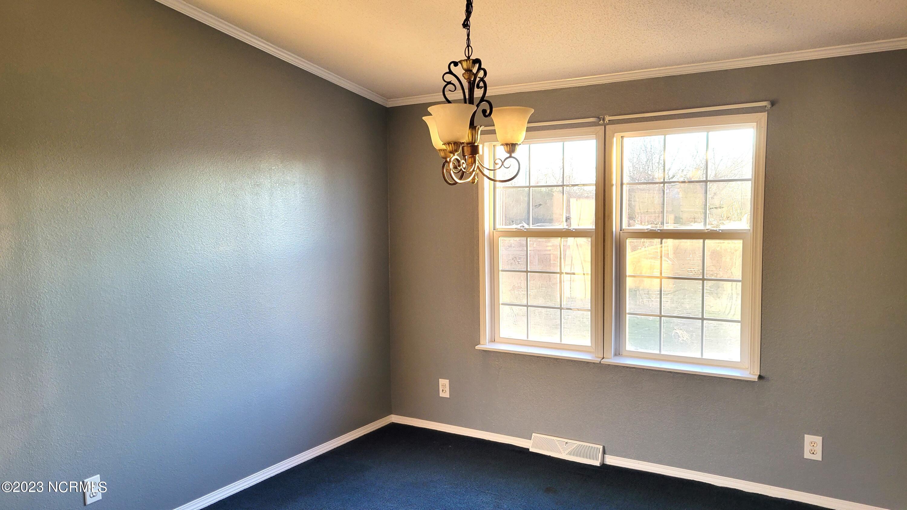 593 Old Snow Hill Road Ayden, NC 28513 - Photo 4 of 20 Dining Room
