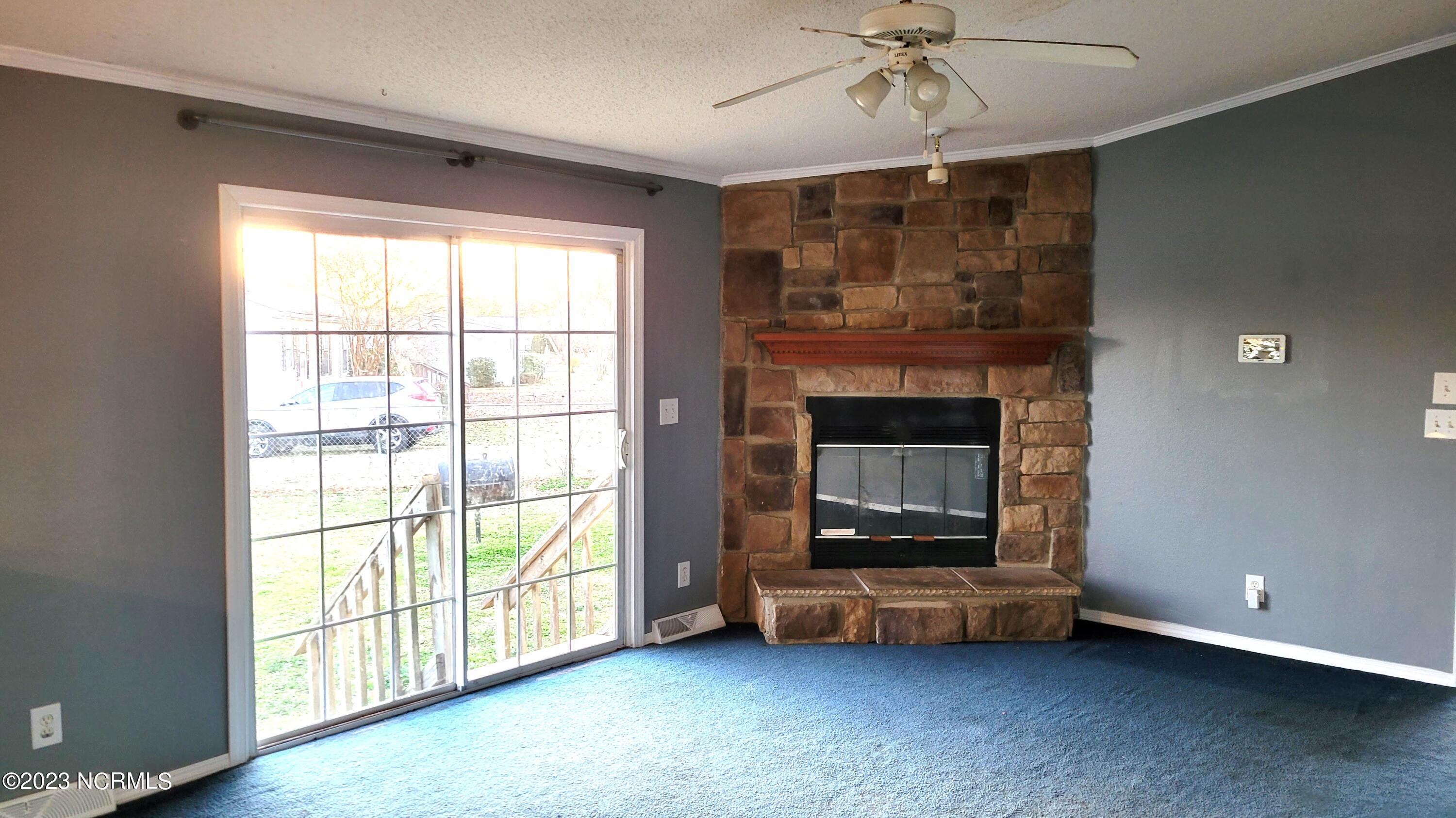 593 Old Snow Hill Road Ayden, NC 28513 - Photo 7 of 20 Family Room
