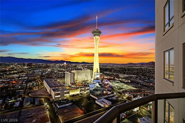 $4,800 | 200 West Sahara Avenue, Unit 3308, Las Vegas, NV 89102