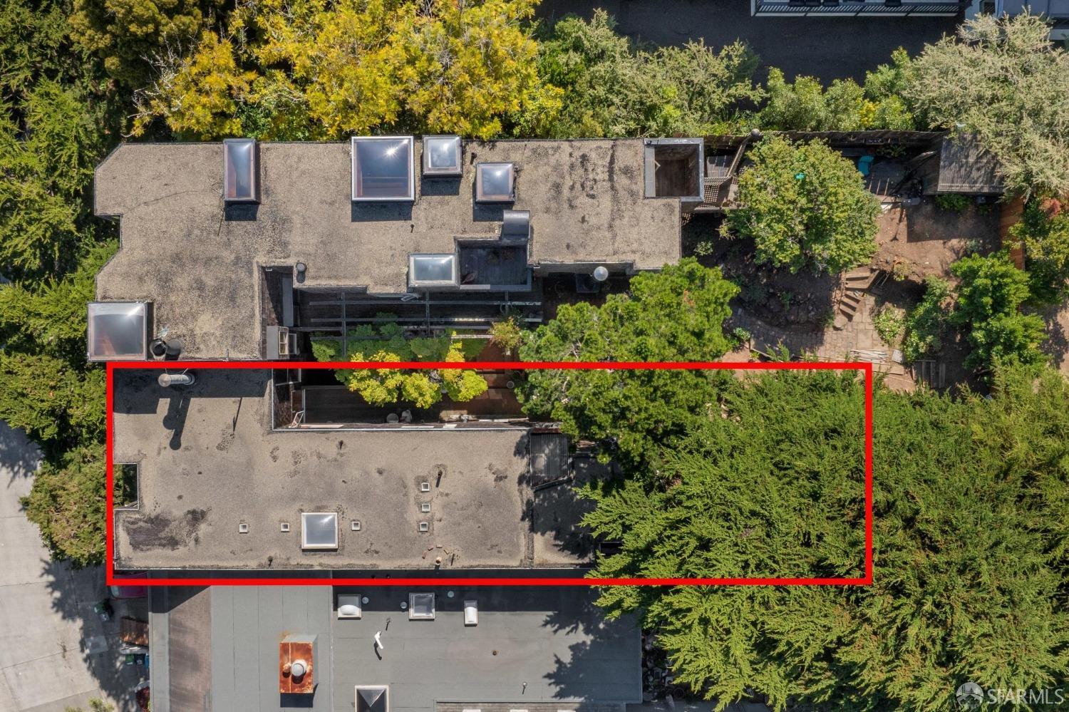 4071 20th Street San Francisco, CA 94114 - Photo 17 of 27 a view of outdoor space and yard