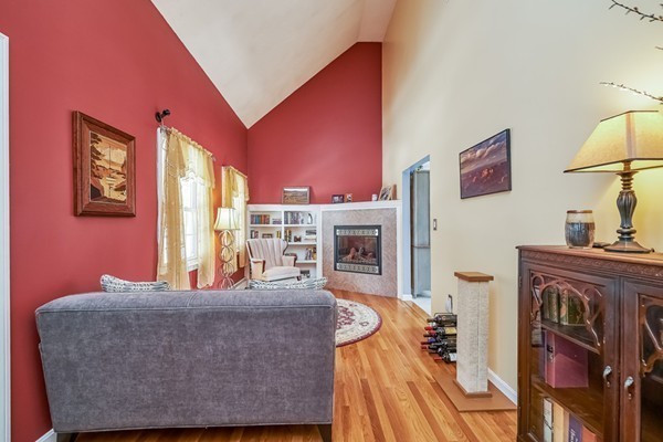 724 Great Road Littleton, MA 01460 - Photo 7 of 30 Gallery Image 7