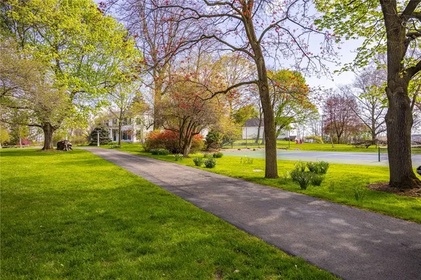 $1,490,000 | 648 Mendon Road, Pittsford, NY 14534