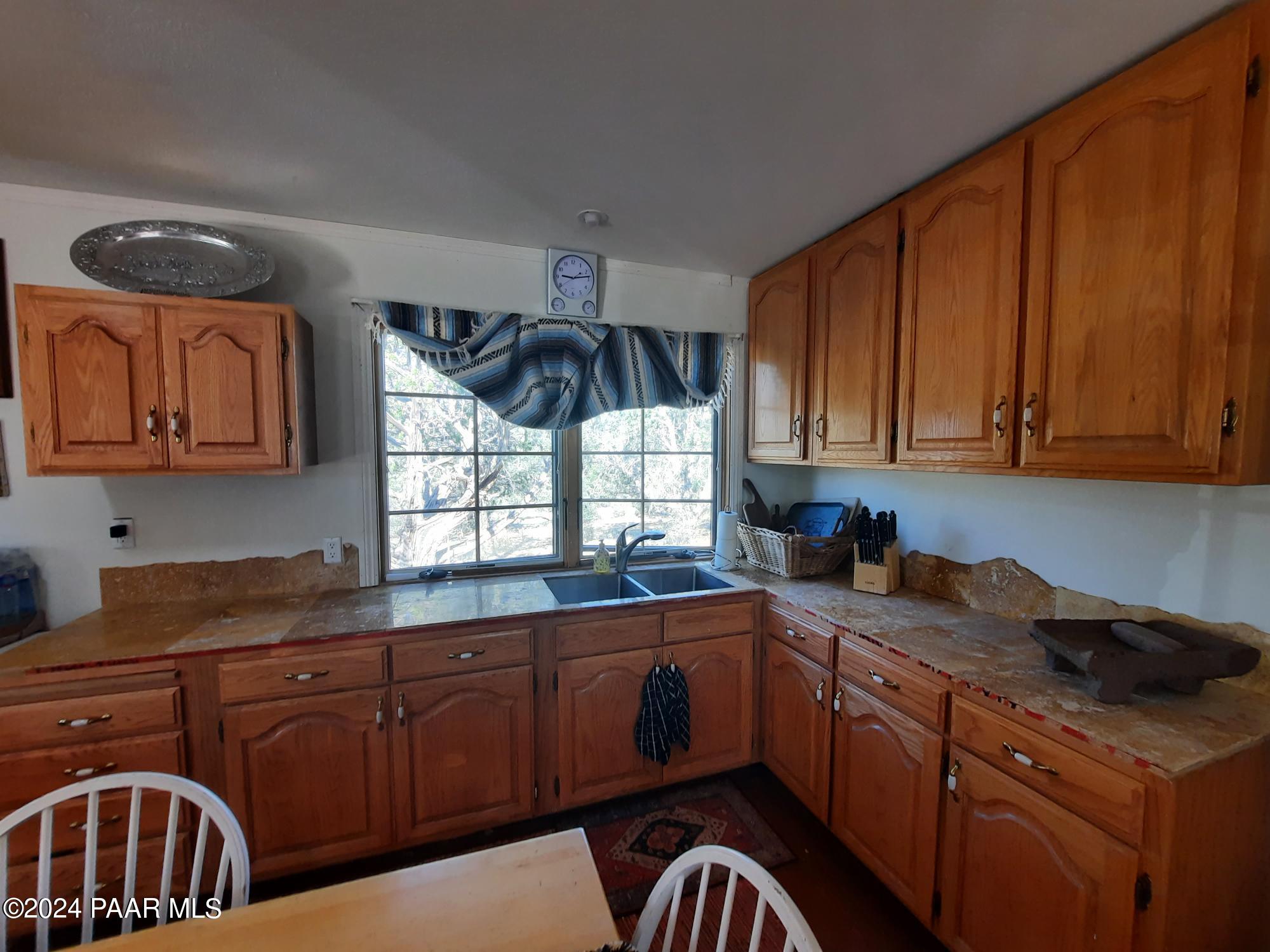 47550 North Ricks Road Seligman, AZ 86337 - Photo 13 of 33 20240612_091219
