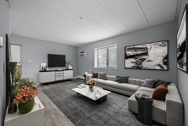 $299,900 | 141 Commercial Street, Unit 9, Braintree, MA 02184