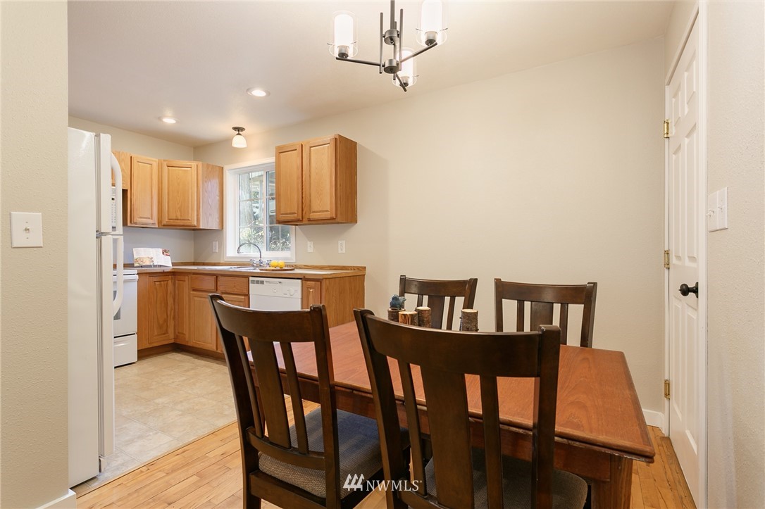 101 Viewcrest Road Bellingham, WA 98229 - Photo 8 of 24