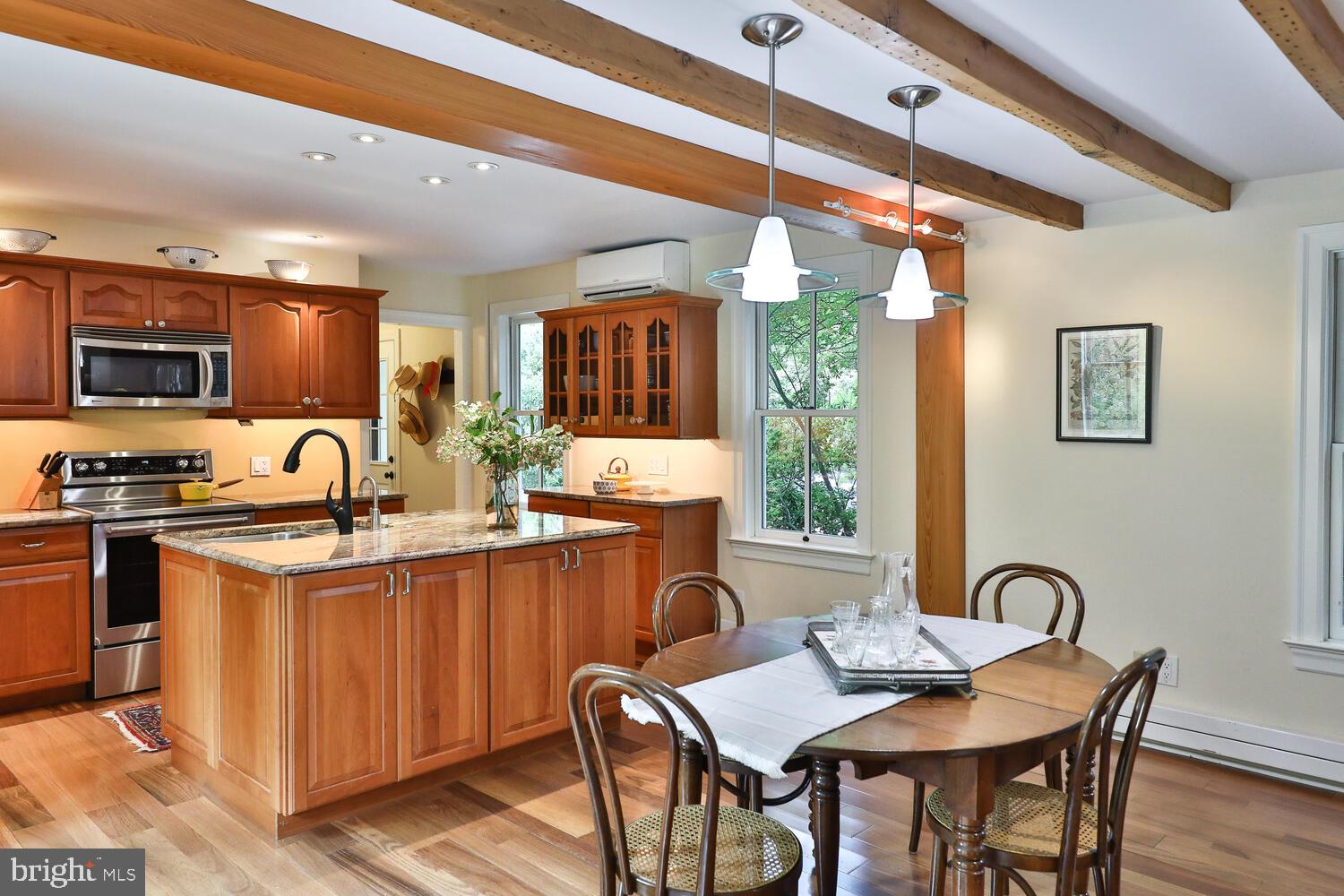41 South Providence Road Wallingford, PA 19086 - Photo 28 of 92 Eat In Kitchen
