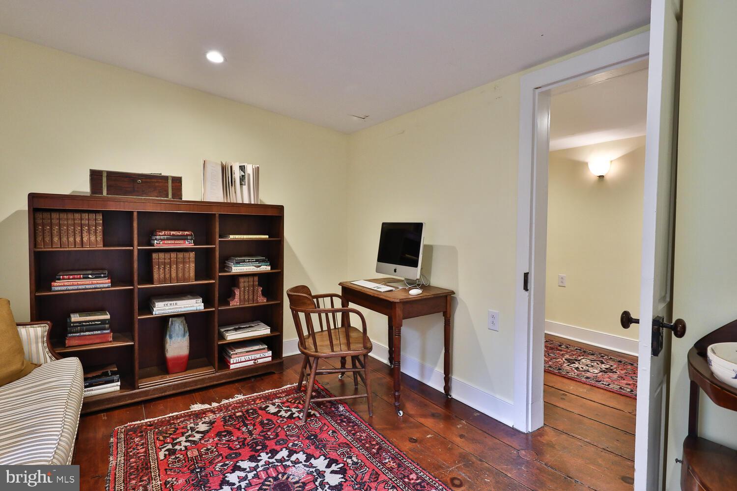 41 South Providence Road Wallingford, PA 19086 - Photo 50 of 92 Office on 2nd Floor