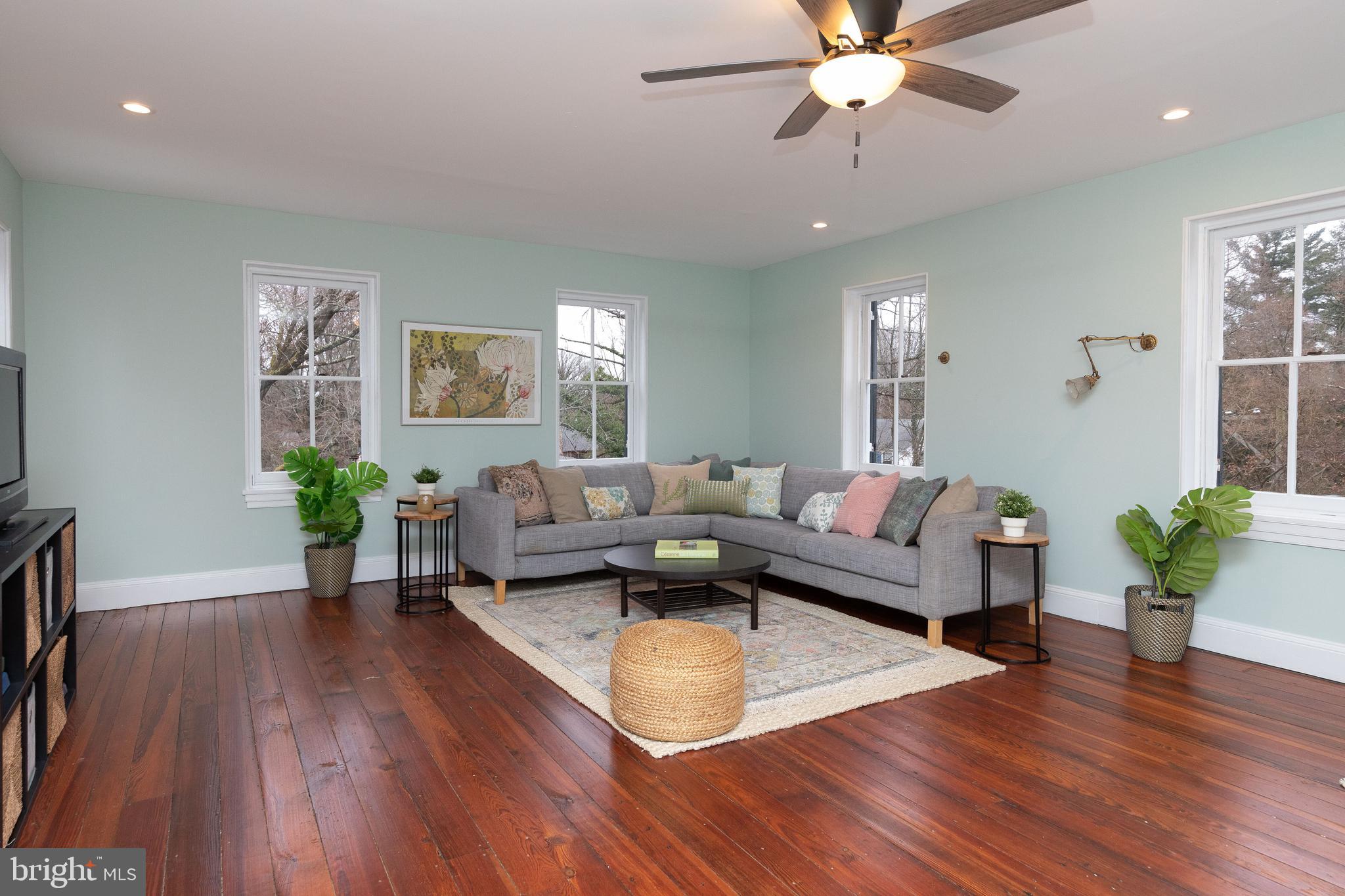 41 South Providence Road Wallingford, PA 19086 - Photo 72 of 92 Bonus Room 3 on 4th Floor Staged