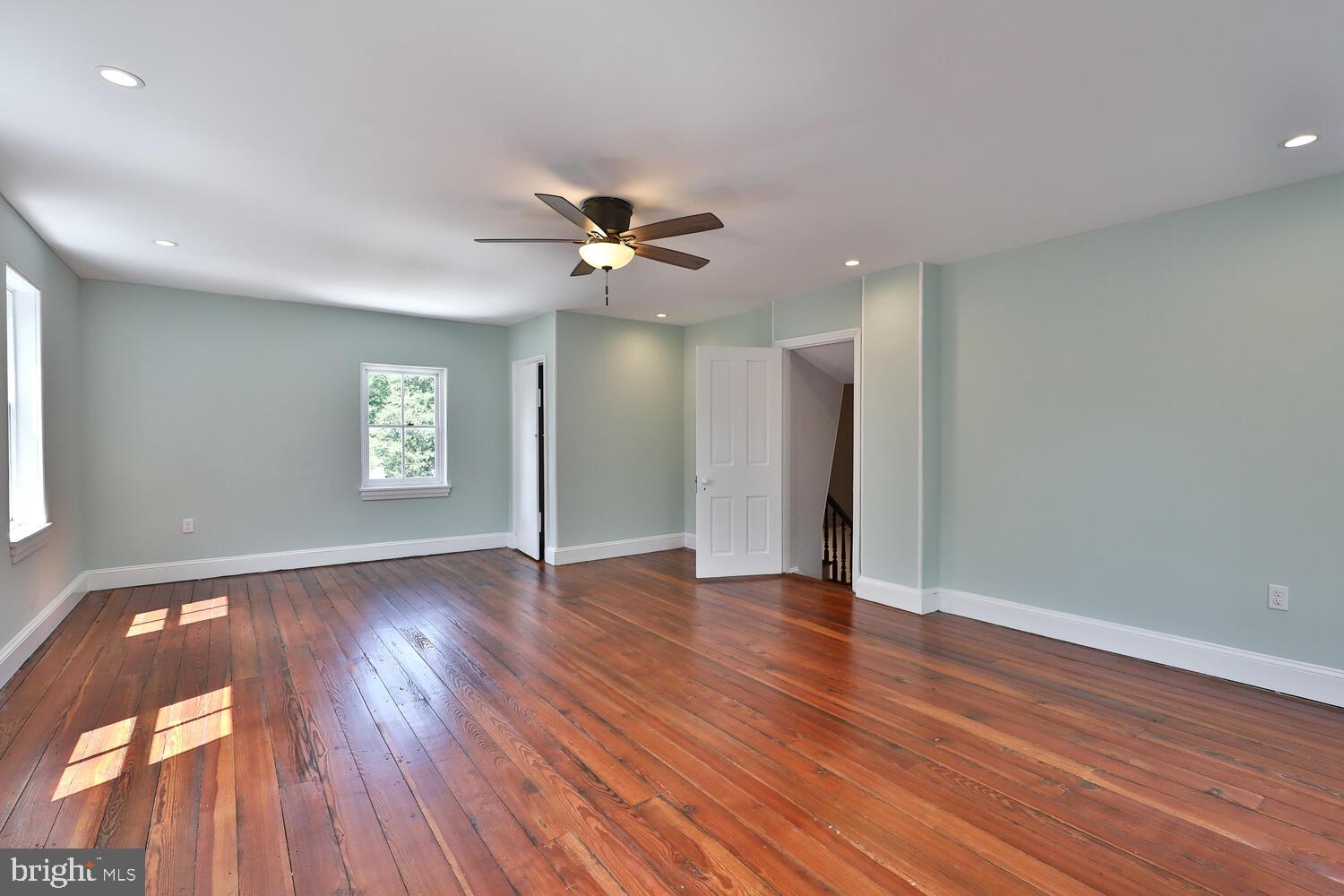 41 South Providence Road Wallingford, PA 19086 - Photo 73 of 92 Bonus Room 3 on 4th Floor Empty