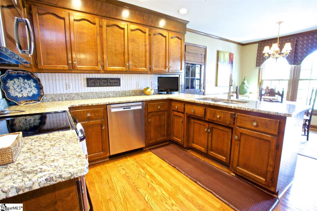 405 Silver Creek Road Greer, SC 29650 - Photo 6 of 23 Gallery Image 6