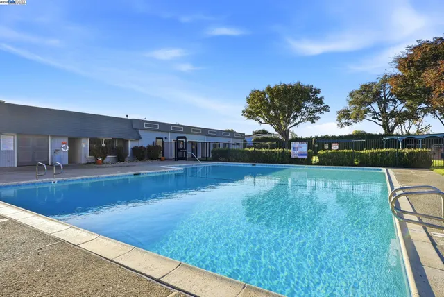 $329,000 | 4141 Deep Creek Road, Unit 89, Fremont, CA 94555