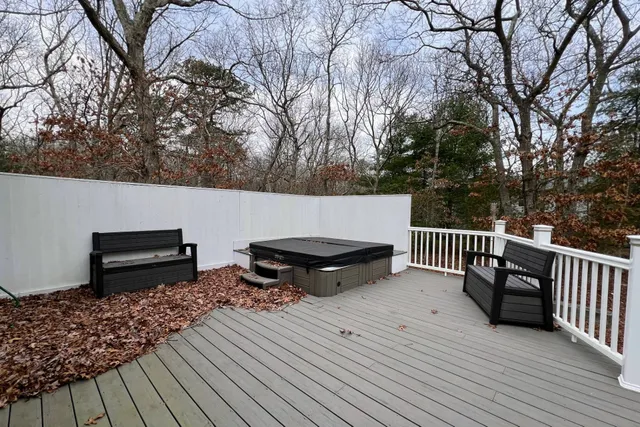 $25,000 | Undisclosed Address, East Hampton, NY 11937