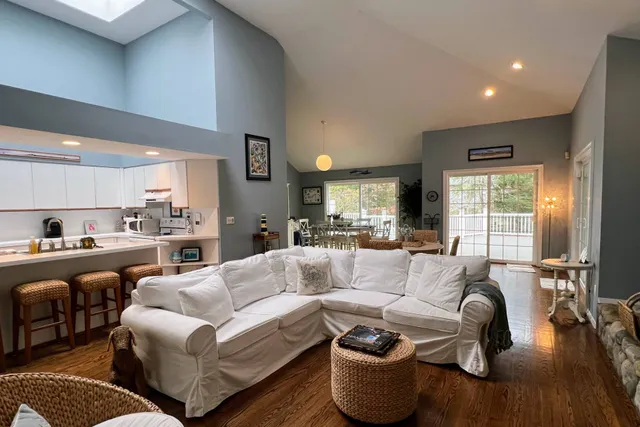 $25,000 | Undisclosed Address, East Hampton, NY 11937