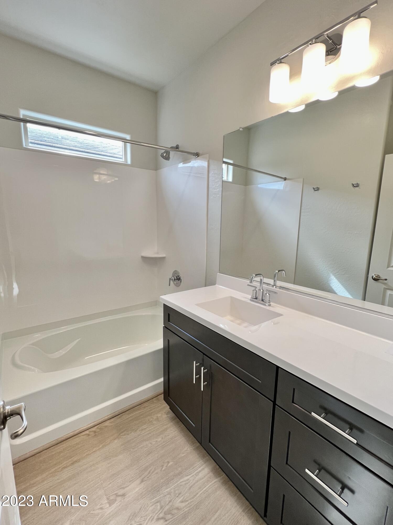 1750 Inca Drive Coolidge, AZ 85128 - Photo 10 of 23 GUEST BATH