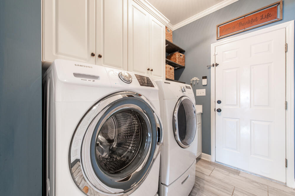 127 Willow Oak Loop Aiken, SC 29803 - Photo 20 of 34 Laundry Room!
